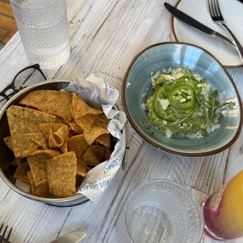Citrus & Salt - HOUSE MADE JALAPEÑO CHIPS & GUACAMOLE - Cocktail Bars Near Me - Boston, Massachusetts Citrus & Salt - HOUSE MADE JALAPEÑO CHIPS & GUACAMOLE - Cocktail Bars Near Me - Boston, Massachusetts