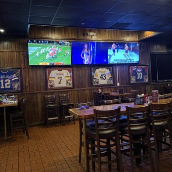 Miller's Ale House - Inside - American Near Me - Hollywood, Florida Miller's Ale House - Inside - American Near Me - Hollywood, Florida
