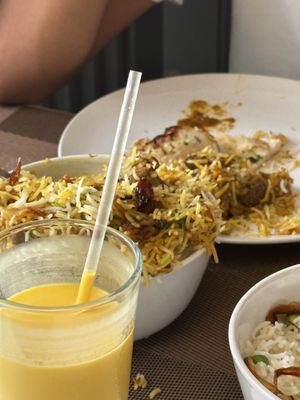Curry & Hurry by null