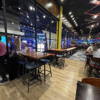 Main Event Wesley Chapel - American Near Me - Lutz, Florida