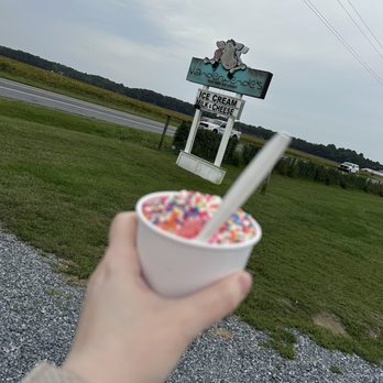 Vanderwende's - Ice Cream & Frozen Yogurt Near Me - Bridgeville, Delaware Vanderwende's - Ice Cream & Frozen Yogurt Near Me - Bridgeville, Delaware