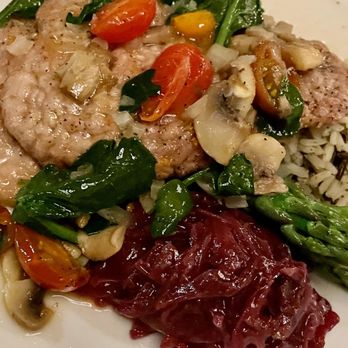 Pepi's Bar & Restaurant - Bars Near Me - Vail, Colorado