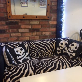 Lúnasa - Cool, relaxed interior - British Near Me - Belfast, BFS