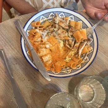 Melo's Italian Table - Spicy Vodka Rigatoni - Pasta Shops Near Me - Walnut Creek, California Melo's Italian Table - Spicy Vodka Rigatoni - Pasta Shops Near Me - Walnut Creek, California