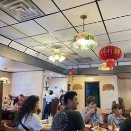 HAPPY GARDEN RESTAURANT & BAR - Updated August 2025 - 126