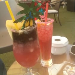 Oboe - Halloween y Cosmopolitan