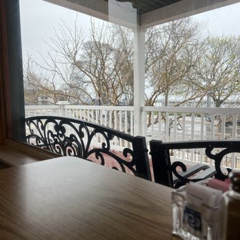 Serving Spoon - Cafes Near Me - Menominee, Michigan