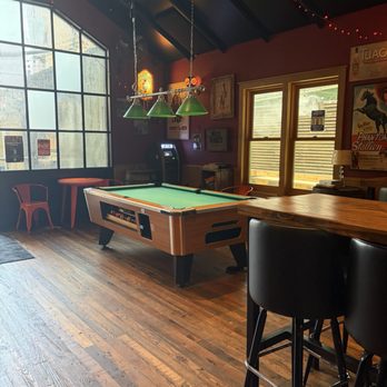 The Stay Put - Brewpubs Near Me - Austin, Texas The Stay Put - Brewpubs Near Me - Austin, Texas