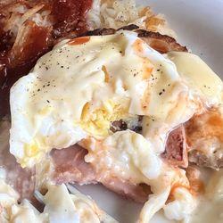Jerry's Restaurant - Eggs Benedict