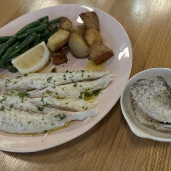 Dos Besos - Lubina a la sal (Mediterranean Sea Bass baked in rock salt) - Spanish Near Me - Pasadena, California Dos Besos - Lubina a la sal (Mediterranean Sea Bass baked in rock salt) - Spanish Near Me - Pasadena, California