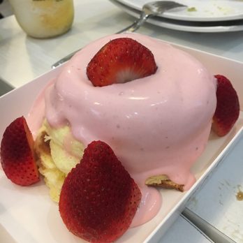 Miss Cheese Tea Cafe - Soufflé strawberry fantasy - Bubble Tea Near Me - Pasadena, California Miss Cheese Tea Cafe - Soufflé strawberry fantasy - Bubble Tea Near Me - Pasadena, California