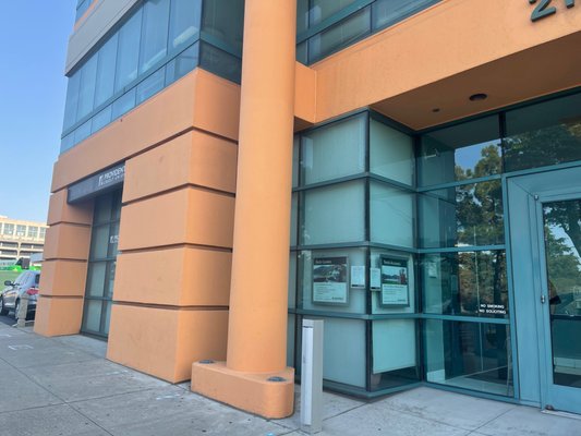 Provident Credit Union Daly City Community Branch PROVIDENT CREDIT UNION - Updated June 2025 - 22 Photos & 114 Reviews