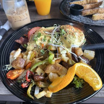 Mario’s Early Toast - California Eggs Benedict - Breakfast & Brunch Near Me - Folsom, California Mario’s Early Toast - California Eggs Benedict - Breakfast & Brunch Near Me - Folsom, California