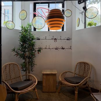 Tea Do - Seating near entrance. - Bubble Tea Near Me - Boston, Massachusetts Tea Do - Seating near entrance. - Bubble Tea Near Me - Boston, Massachusetts