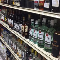 Vista Liquors - Liquor Store in Kissimmee