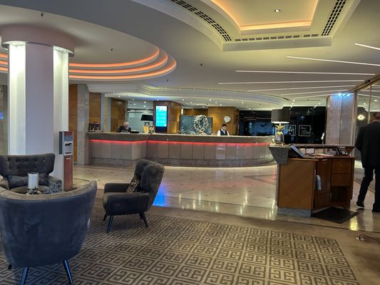 Hotel Palace Berlin by null