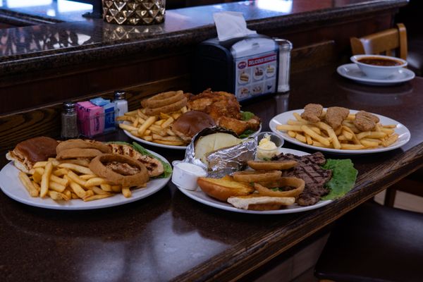 Harry's Cafe by null