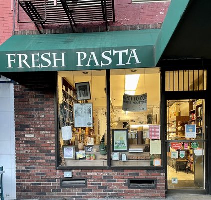 Raffetto's Fresh Pasta by null