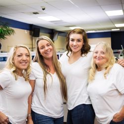 Wash n' Tan Vancouver - FRIENDLY STAFF