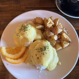 I'm a huge fan of the Halibut Benedict! Delicious.