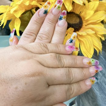 Lovely nail ♡ LOVELY NAILS - Updated September 2025 - 11 Photos - 100