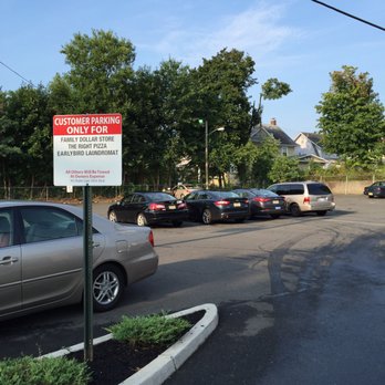 Earlybird Laundromat - Free parking - Laundromat Near Me - Teaneck, New Jersey