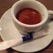 Foto zu Restaurant Mykonos - München, Bayern, Deutschland. Für die Wartezeit: Espresso - anstatt Ouzo