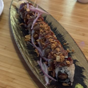 Jing - Tuna Wagyu crunch roll! Cry good! - Sushi Bars Near Me - Aspen, Colorado