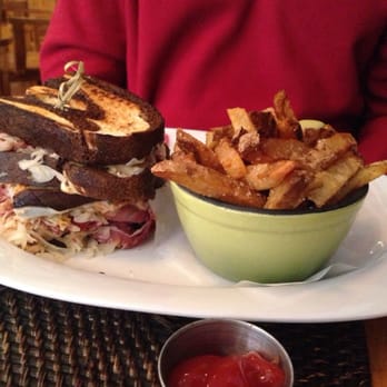 HogsHead Kitchen and Wine Bar - Lunch special Reuben ,,, - New American Near Me - Hilton Head, South Carolina HogsHead Kitchen and Wine Bar - Lunch special Reuben ,,, - New American Near Me - Hilton Head, South Carolina