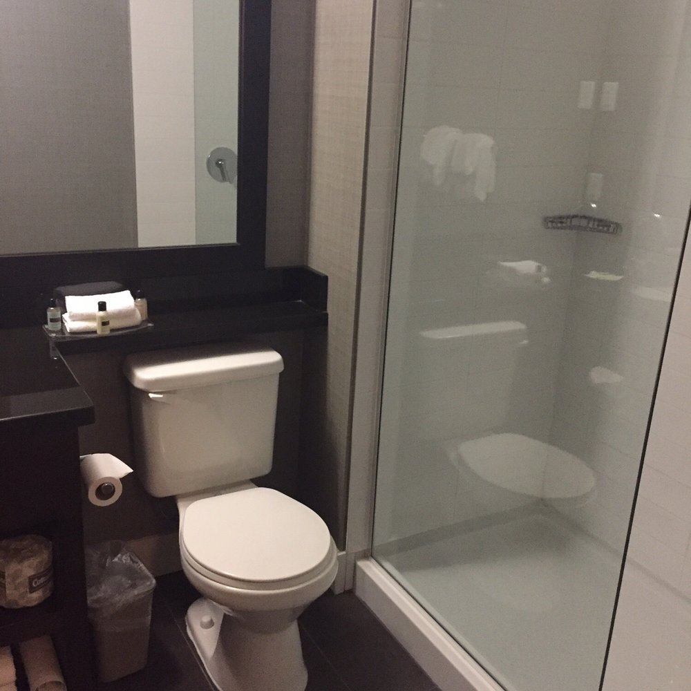 Sandman Hotel Saskatoon - Washroom - Rm 451 - Hotels Near Me - Saskatoon, Saskatchewan