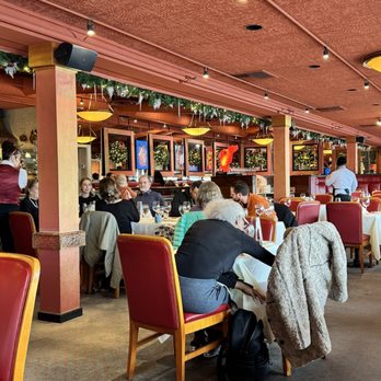 Scott's Seafood - Seafood Near Me - Oakland, California