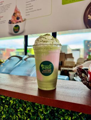 Blends Juice Bar by null