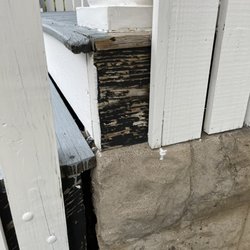 Rochester Paint and Epoxy - The black was supposed to be painted.