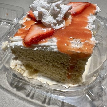 The Ginger Mule - Tres leches (takeout, vegan!) - Vegan Near Me - Houston, Texas