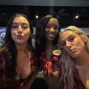 Twin Peaks - Sports Bars Near Me - Columbia, South Carolina Twin Peaks - Sports Bars Near Me - Columbia, South Carolina