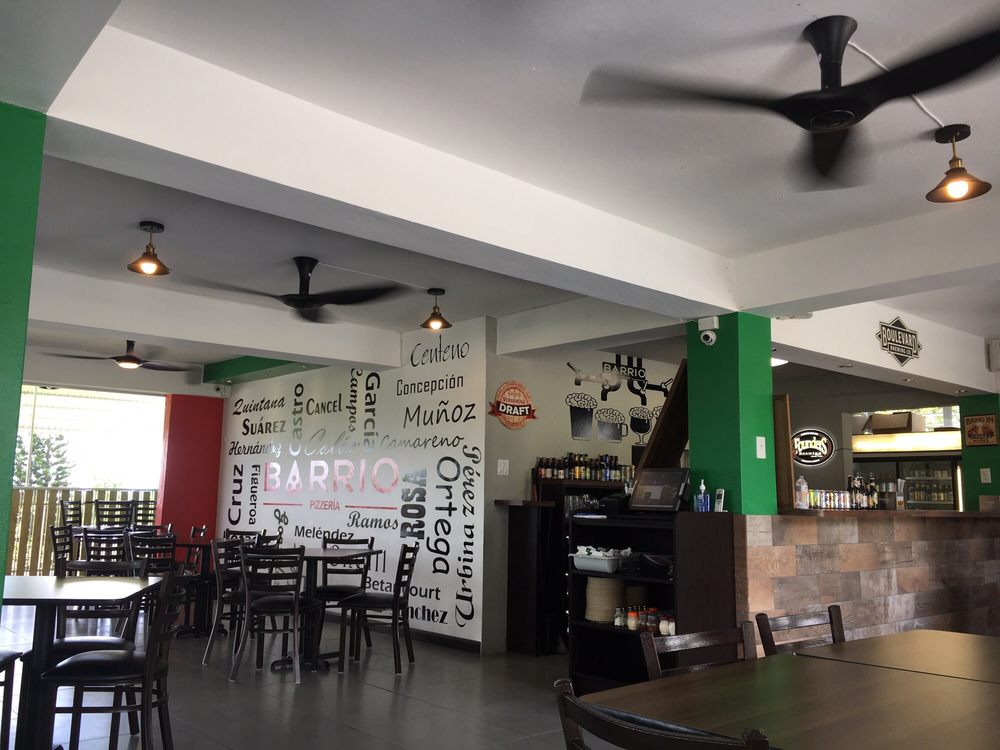 BARRIO PIZZERÍA Pizza Carretera 835 Km 1.2, Guaynabo, Puerto Rico