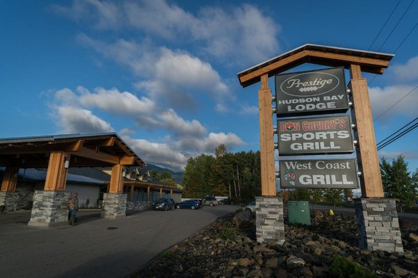 Prestige Hudson Bay Lodge & Conference Centre, member of WorldHotels Crafted by null