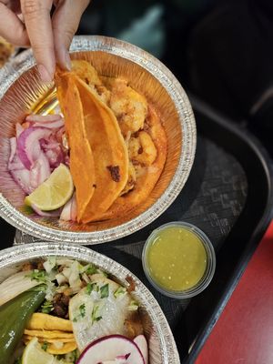 Guanatos Tacos by null