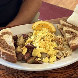 Chef Shell's Restaurant & Catering