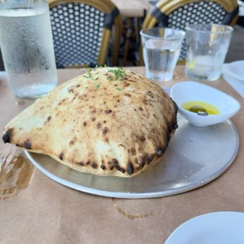 Sale Pepe - Focaccia - Pizza Near Me - Lahaina, Hawaii Sale Pepe - Focaccia - Pizza Near Me - Lahaina, Hawaii