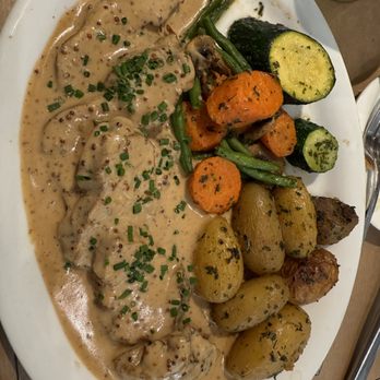 La Jacobine - Pork Filet Mignon - Tea Rooms Near Me - Paris, 75