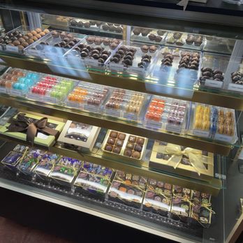 Edis Chocolates - Display case - Desserts Near Me - Austin, Texas Edis Chocolates - Display case - Desserts Near Me - Austin, Texas