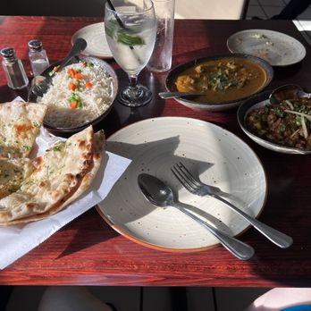 Herbs Indian Restaurant & Bar - Garlic naan, rice, Herbs House Chicken Curry, Bhindi Masala - Indian Near Me - Arlington, Texas Herbs Indian Restaurant & Bar - Garlic naan, rice, Herbs House Chicken Curry, Bhindi Masala - Indian Near Me - Arlington, Texas