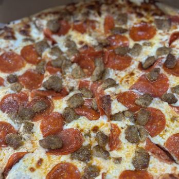 Di's Homemade Pizza - Pizza Near Me - New Braunfels, Texas Di's Homemade Pizza - Pizza Near Me - New Braunfels, Texas