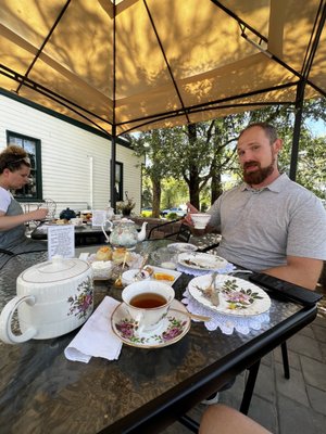 Julian Tea & Cottage Arts by null