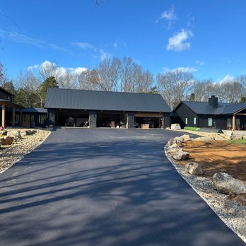 Tucker's Paving - Masonry/Concrete Near Me - Columbia, Tennessee Tucker's Paving - Masonry/Concrete Near Me - Columbia, Tennessee