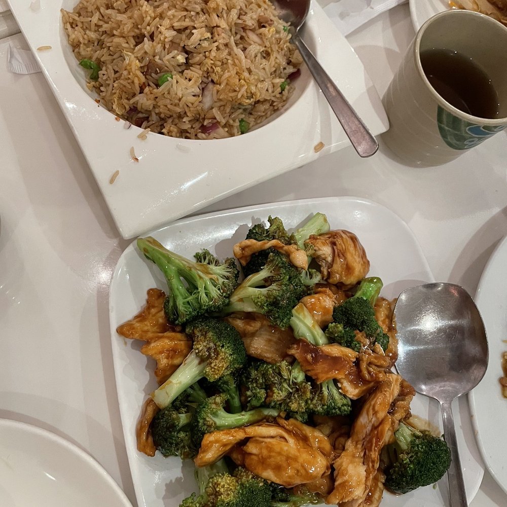 Soup Dumpling Plus - Chicken and #28. Chicken w.Broccoli #75. Chicken Fried Rice - Shanghainese Near Me - Fort Lee, New Jersey Soup Dumpling Plus - Chicken and #28. Chicken w.Broccoli #75. Chicken Fried Rice - Shanghainese Near Me - Fort Lee, New Jersey