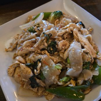 Sabaidee Thai & Sushi Bar - Drunken Noodle with Chicken! - Thai Near Me - Concord, North Carolina Sabaidee Thai & Sushi Bar - Drunken Noodle with Chicken! - Thai Near Me - Concord, North Carolina