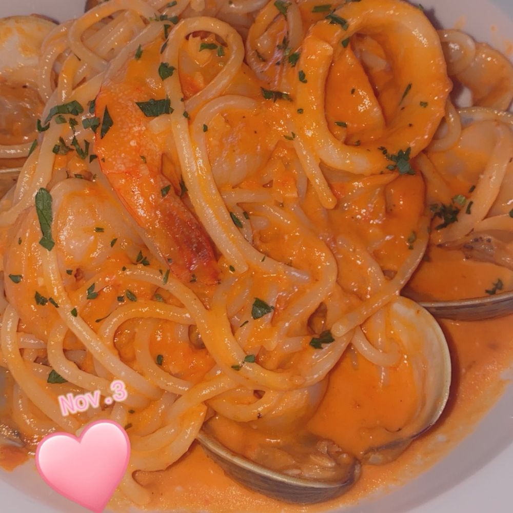 Tapelia - Another view of the yummy seafood pasta - Spanish Near Me - Miami Beach, Florida