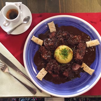 Bacco in Trastevere - Beef cheek for €18. Strong flavor with a hint of sour - Italian Near Me - Rome, RM Bacco in Trastevere - Beef cheek for €18. Strong flavor with a hint of sour - Italian Near Me - Rome, RM
